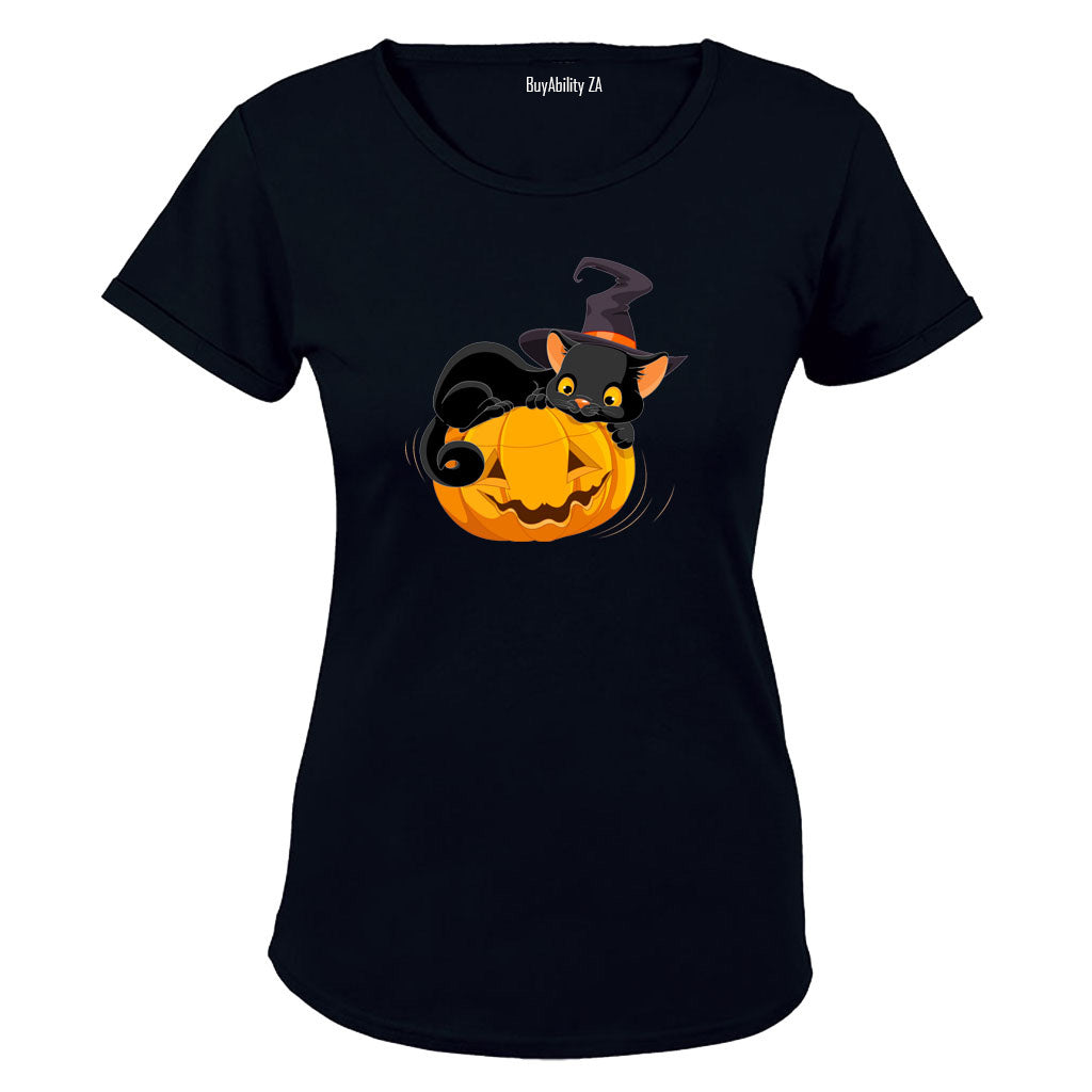 Cat on a Pumpkin - Halloween - Ladies - T-Shirt
