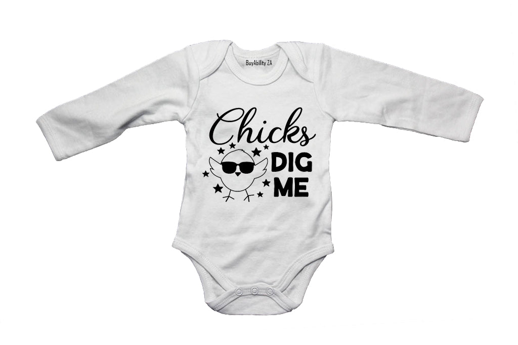 Chicks Dig Me! - Baby Grow - BuyAbility