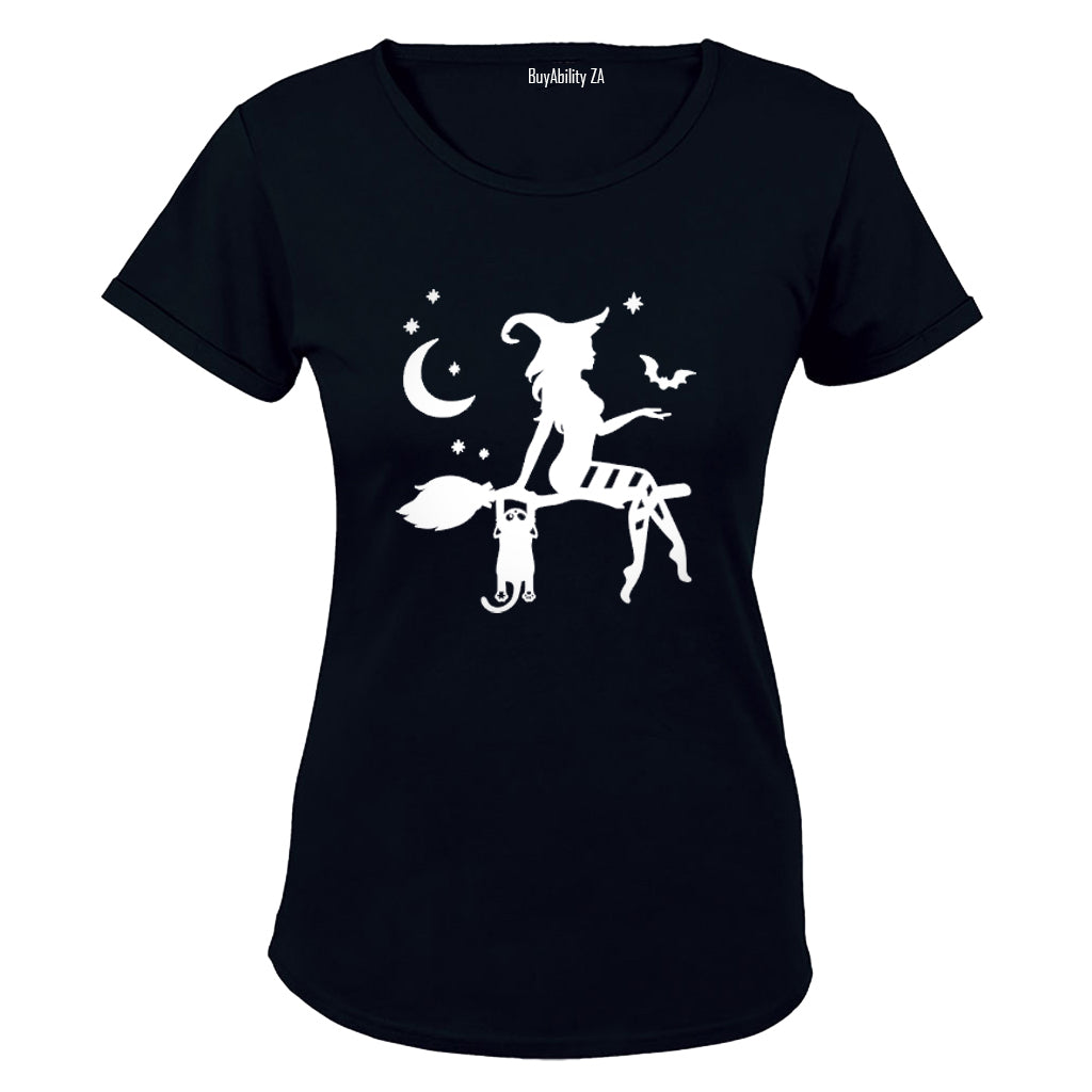Trendy Witch - Halloween - Ladies - T-Shirt