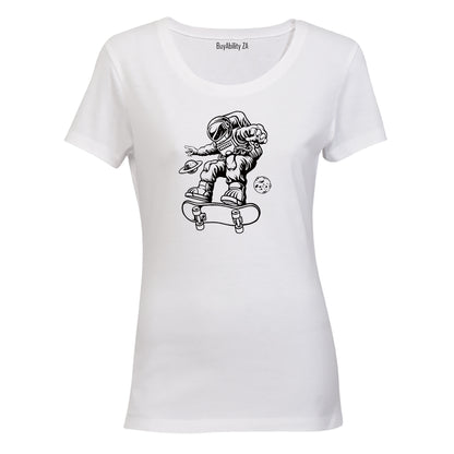 Astronaut Skater - Ladies - T-Shirt