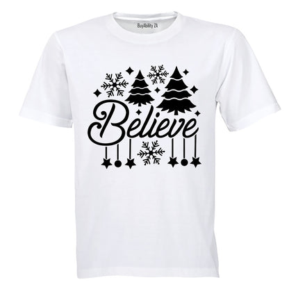 Believe - Christmas Decor - Kids T-Shirt