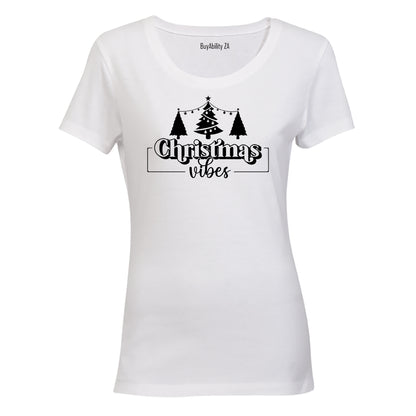 Bold Christmas Vibes Trees - Ladies - T-Shirt