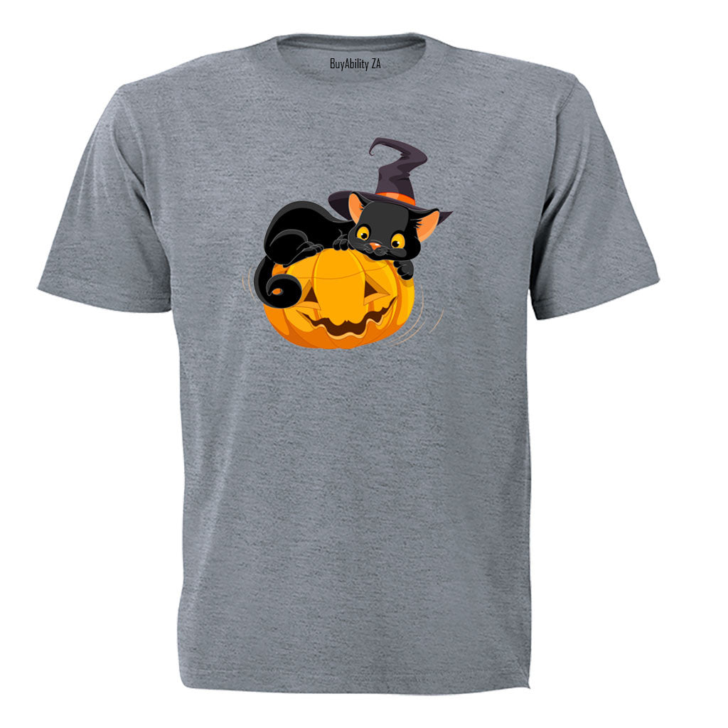 Cat on a Pumpkin - Halloween - Kids T-Shirt