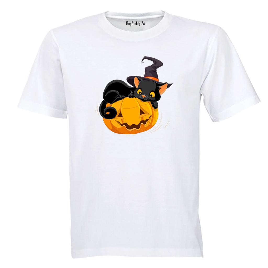 Cat on a Pumpkin - Halloween - Kids T-Shirt