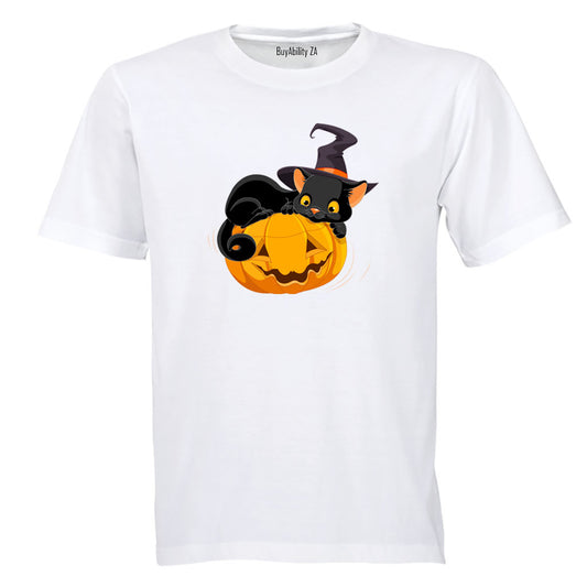 Cat on a Pumpkin - Halloween - Kids T-Shirt