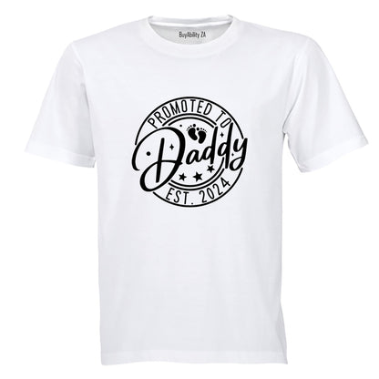Promoted to Daddy 2024 - Circular - Adults - T-Shirt
