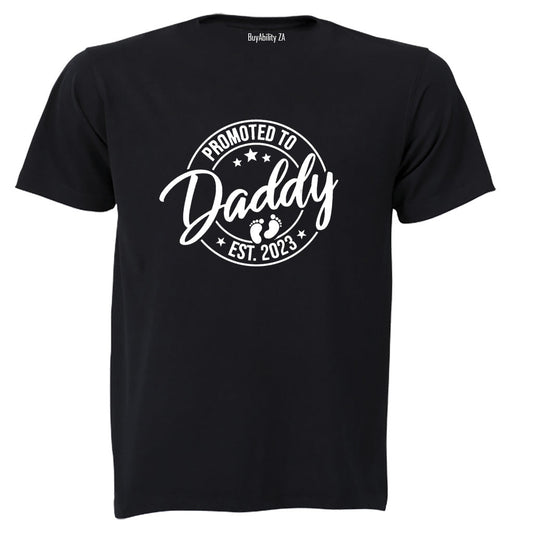 Daddy EST 2023 - Adults - T-Shirt