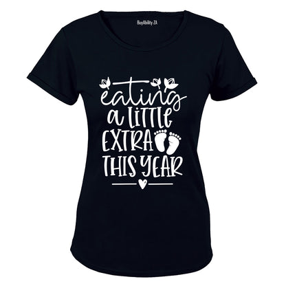 Eating Extra - Pregnant - Ladies - T-Shirt