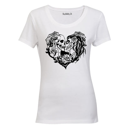Halloween Romance - Ladies - T-Shirt - BuyAbility