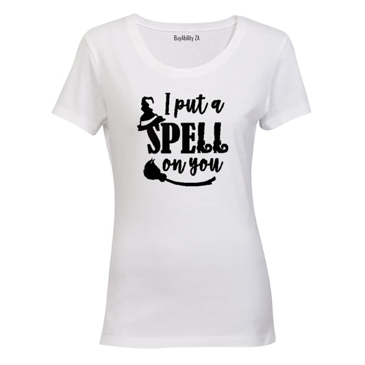 I Put a Spell on You - Halloween Inspired! - Ladies - T-Shirt