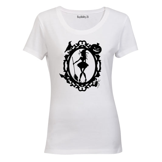 Miss Halloween Witch - Halloween Inspired! - Ladies - T-Shirt