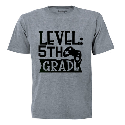 Level: 5th Grade - Kids T-Shirt