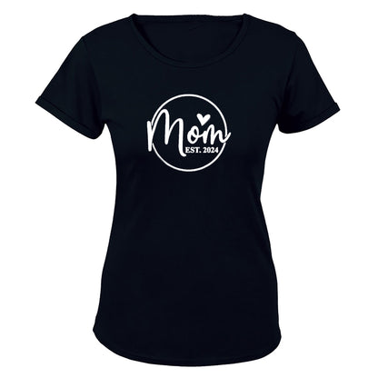 Mom Est 2024 - Circular - Ladies - T-Shirt - BuyAbility South Africa
