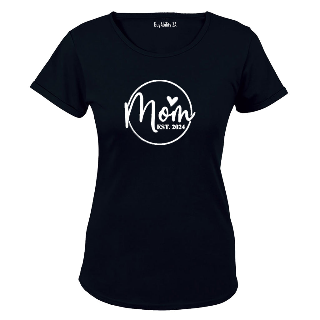 Mom Est 2024 - Circular - Ladies - T-Shirt