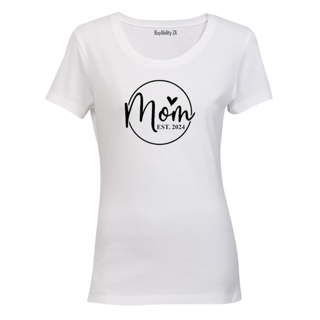 Mom Est 2024 - Circular - Ladies - T-Shirt
