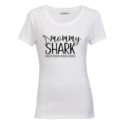 Mommy Shark - Ladies - T-Shirt