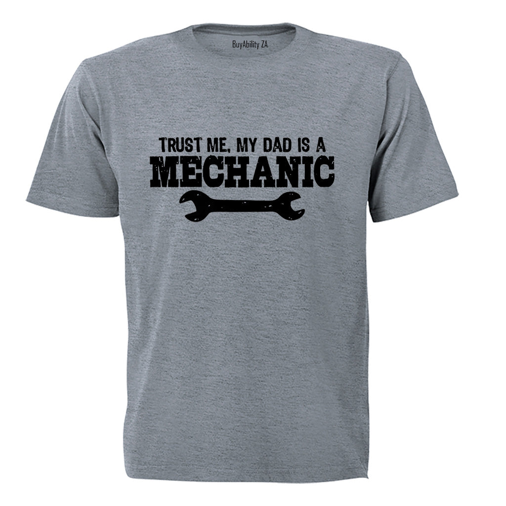My DAD is a Mechanic - Kids T-Shirt