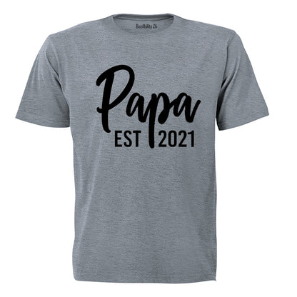 Papa EST 2021 - Adults - T-Shirt