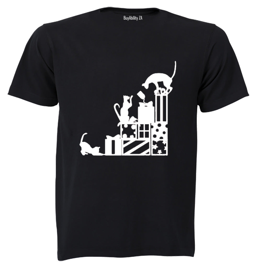 Playful Christmas Cats - Kids T-Shirt