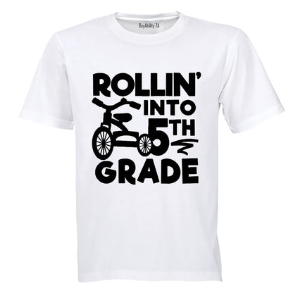 Rollin' Into 5th Grade - Kids T-Shirt