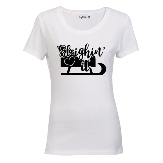 Sleighin' it - Christmas - Ladies - T-Shirt