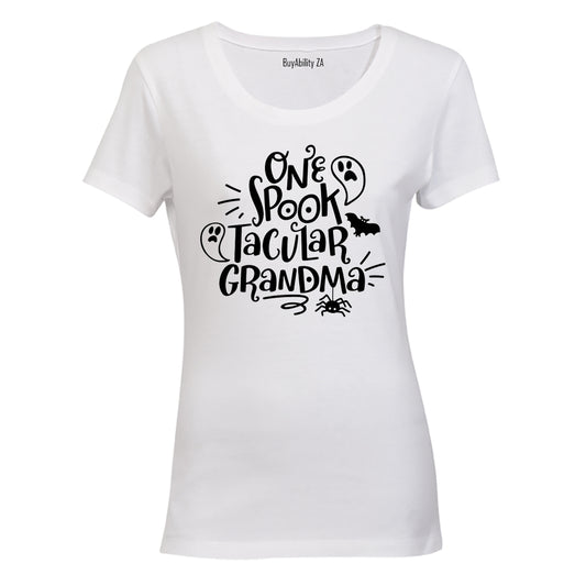 Spook-tacular Grandma - Halloween - Ladies - T-Shirt