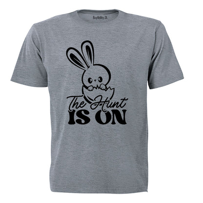 The Hunt Is On - Easter - Kids T-Shirt