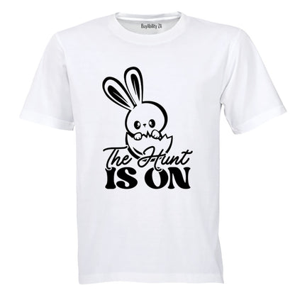 The Hunt Is On - Easter - Kids T-Shirt