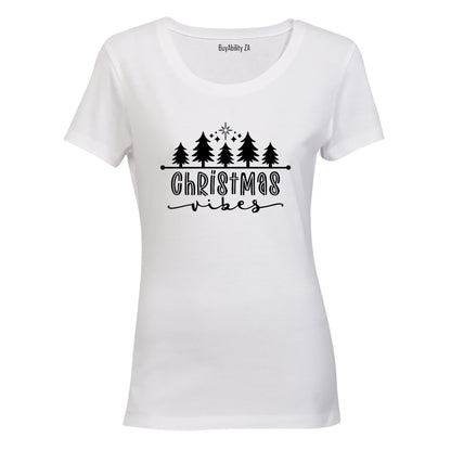Trees - Christmas Vibes - Ladies - T-Shirt