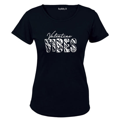 Valentine Vibes - Pattern - Ladies - T-Shirt