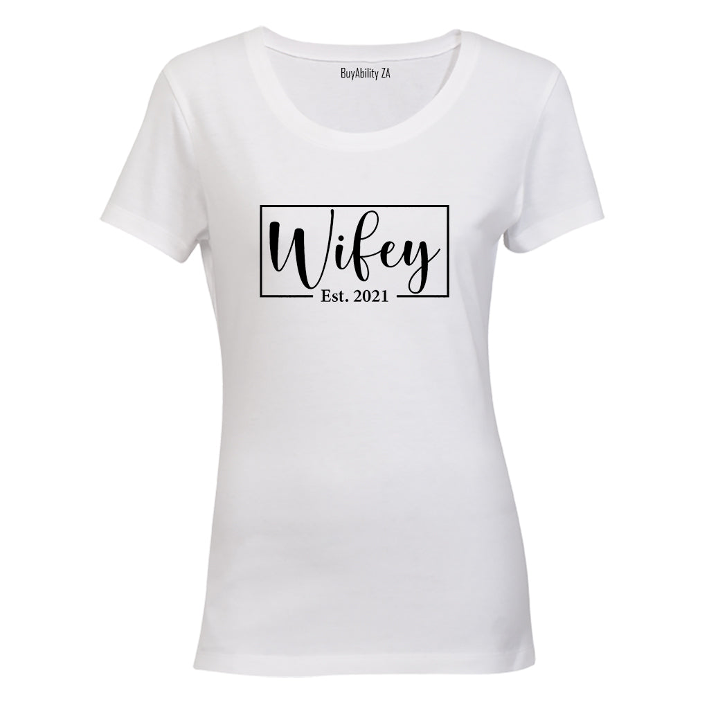 Wifey EST. 2021 - Ladies - T-Shirt