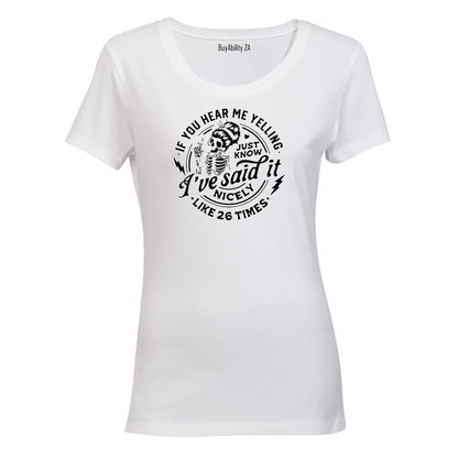 Yelling - Mom Life - Ladies - T-Shirt - BuyAbility South Africa