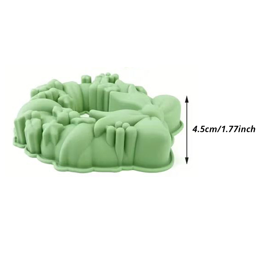 Christmas Wreath Silicone Cake Mould - 22cm