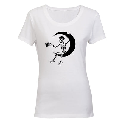 Skeleton On The Moon - Halloween - Ladies - T-Shirt - BuyAbility South Africa