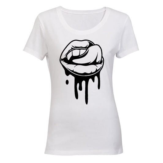 Vampire Lips - Halloween - Ladies - T-Shirt - BuyAbility South Africa